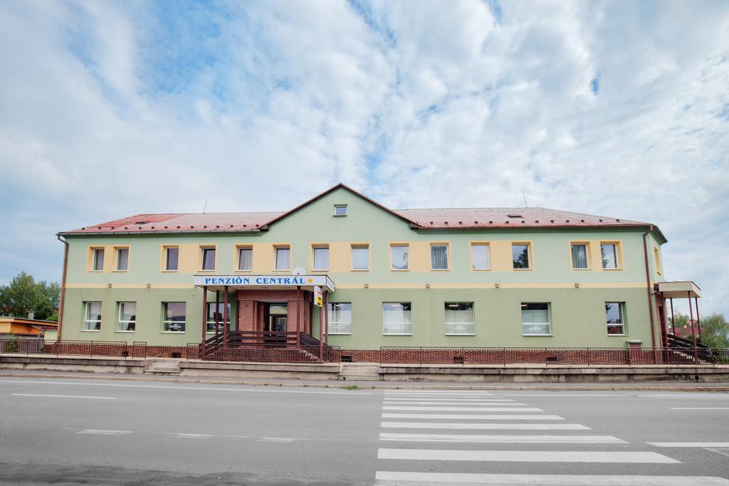 Penzion Central Зволен Экстерьер фото